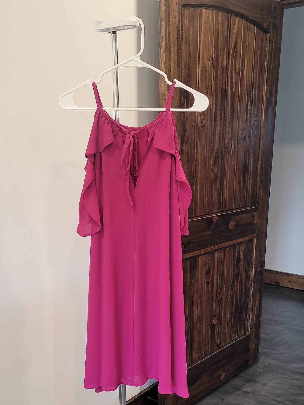 Decree Fuchsia Cold-Shoulder Mini Dress